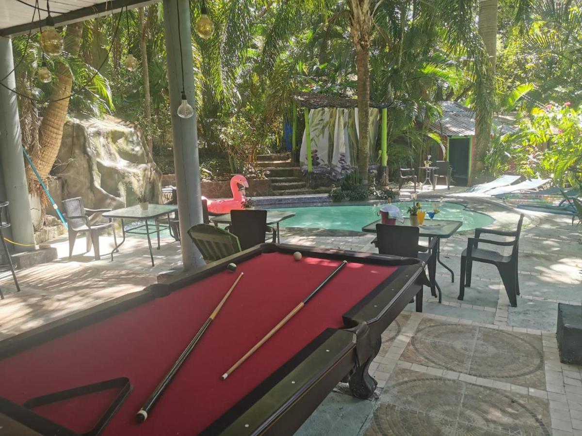Chez Nous Apartman Puerto Carrillo Kültér fotó