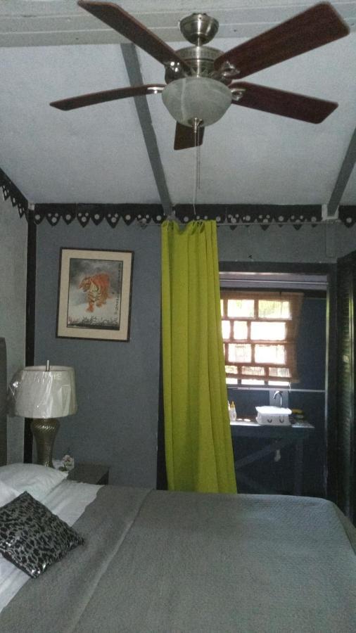 Chez Nous Apartman Puerto Carrillo Kültér fotó