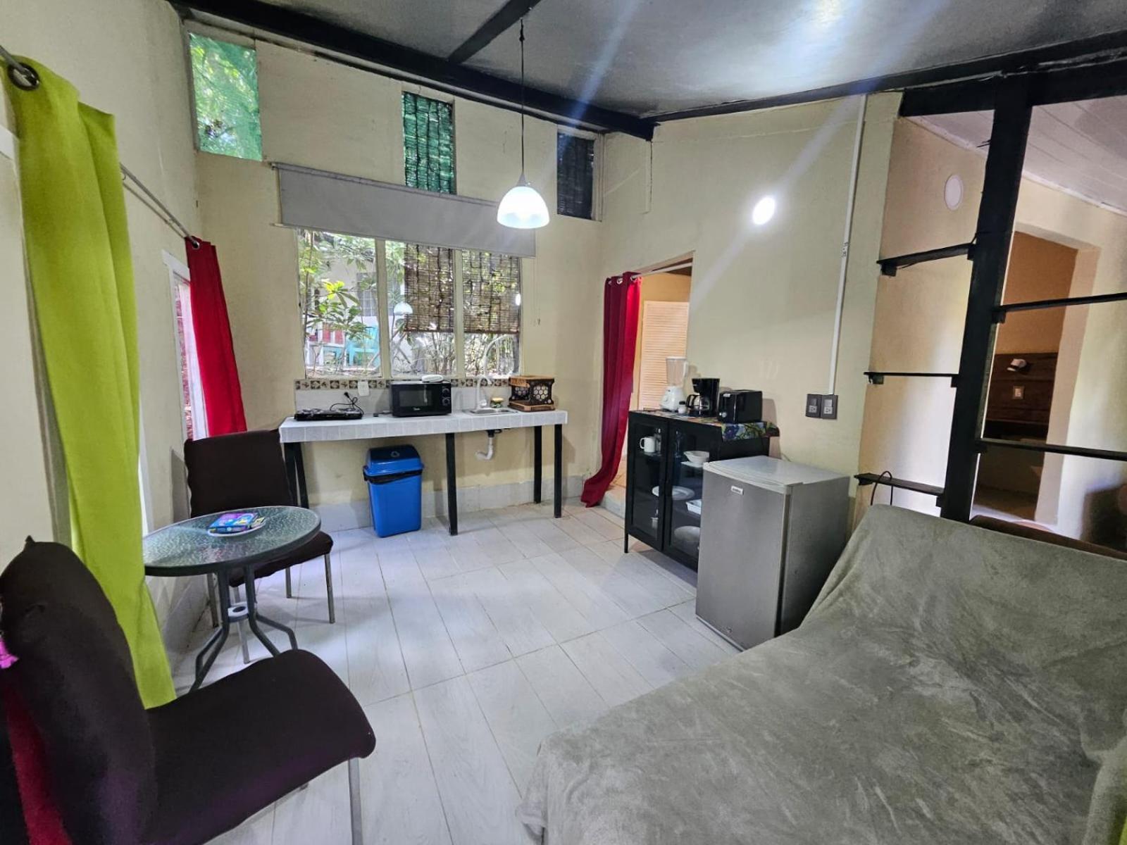 Chez Nous Apartman Puerto Carrillo Kültér fotó